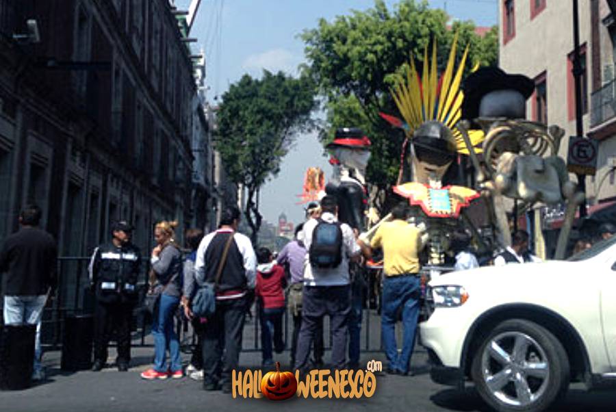 IMAGEN - halloweenesco - V2 - el día de los muertos en México - celebración de día de muertos - Cómo se dice Día de Muertos en Ingles - 06